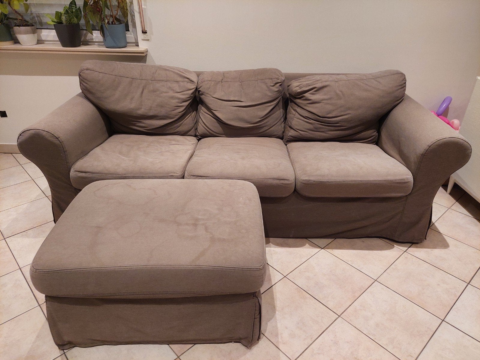 Ektorp 3-zits zetel + poef met opbergruimte. (Ikea), Ophalen, Gebruikt