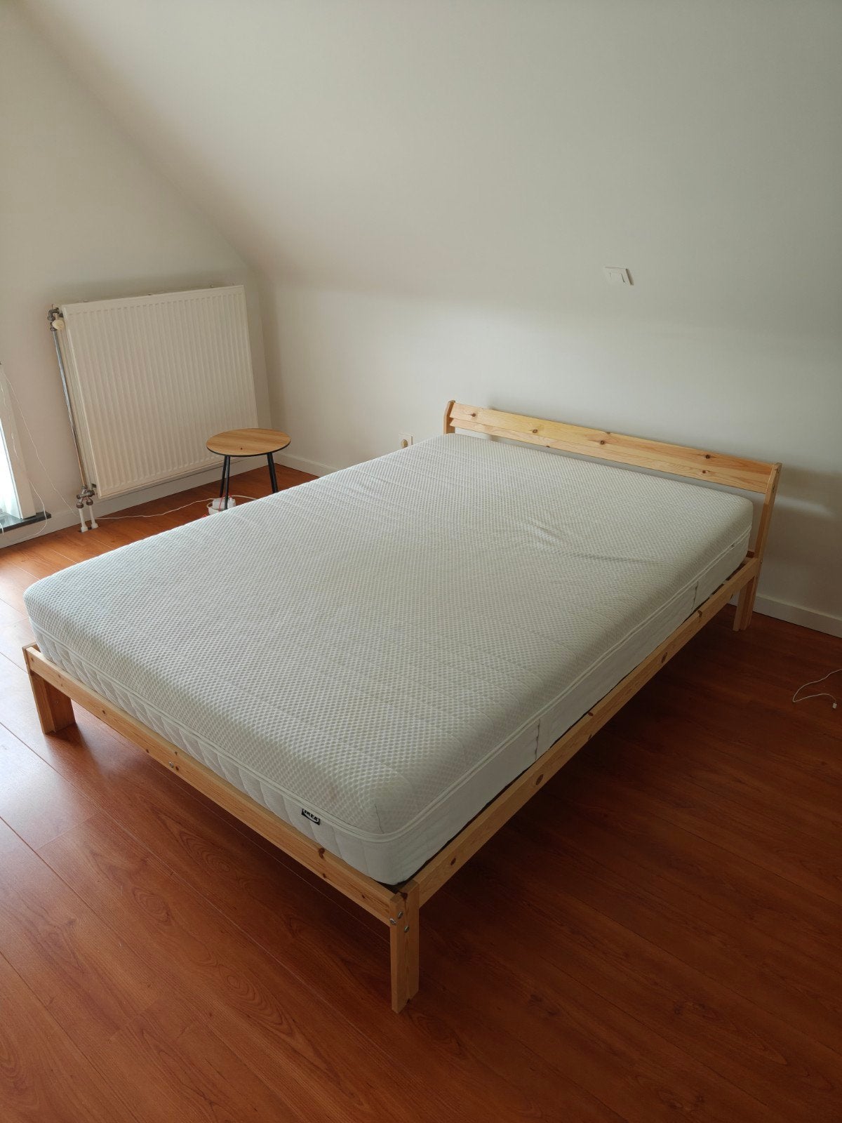 IKEA Neiden frame + Anneland hybride matras 140x200, Queen size, Brun, Enlèvement, 200 cm