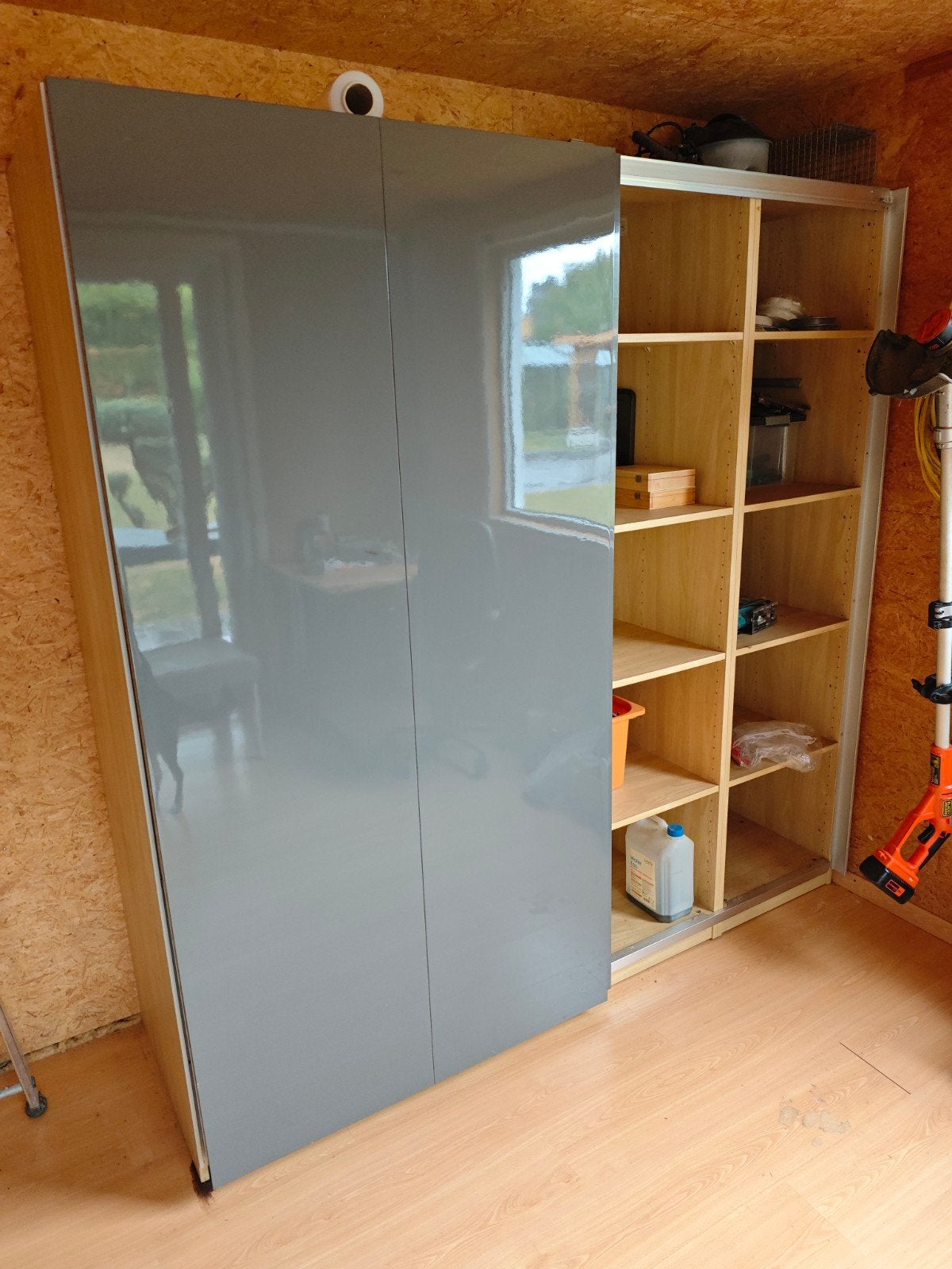 Schuifdeurkast 2m breed 2m hoog, Huis en Inrichting, Ophalen