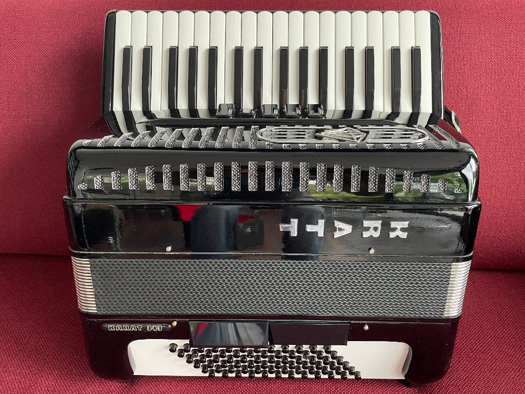 Z.g.a.n. Kratt Karat 343 accordeon . 72 bas . Top ., Musique & Instruments, Accordéons, Comme neuf, Accordéon à touches, 72 basses