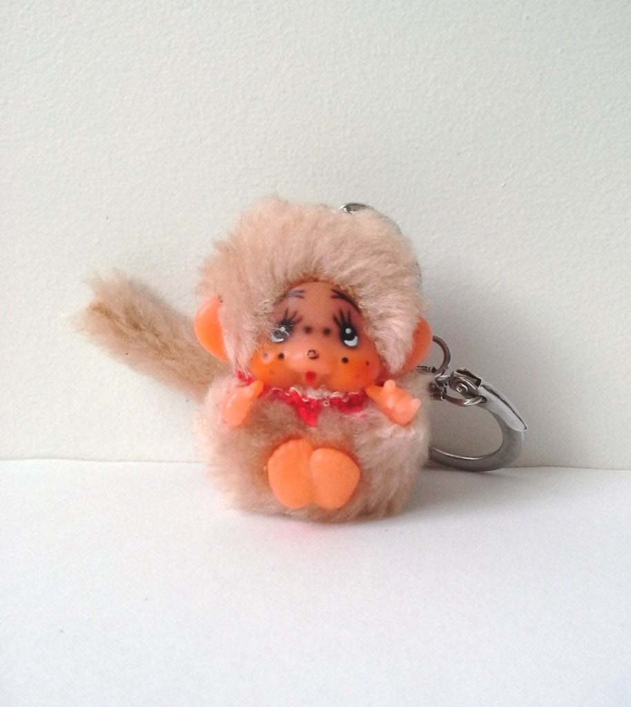 Porte-clés peluche mini Kiki Monchhichi beige vintage, Enlèvement, Utilisé, Peluche ou Figurine