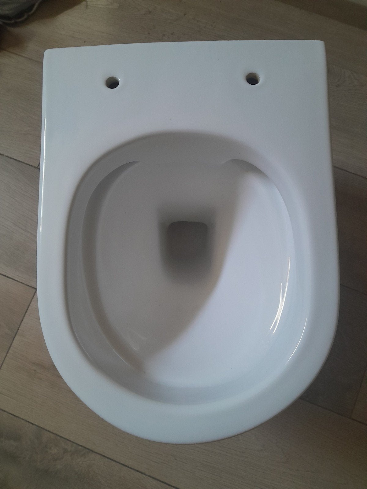 WC  in perfecte staat, Huis en Inrichting, Badkamer | Badkamermeubels, 100 tot 150 cm, Overige typen, Nieuw, Minder dan 25 cm
