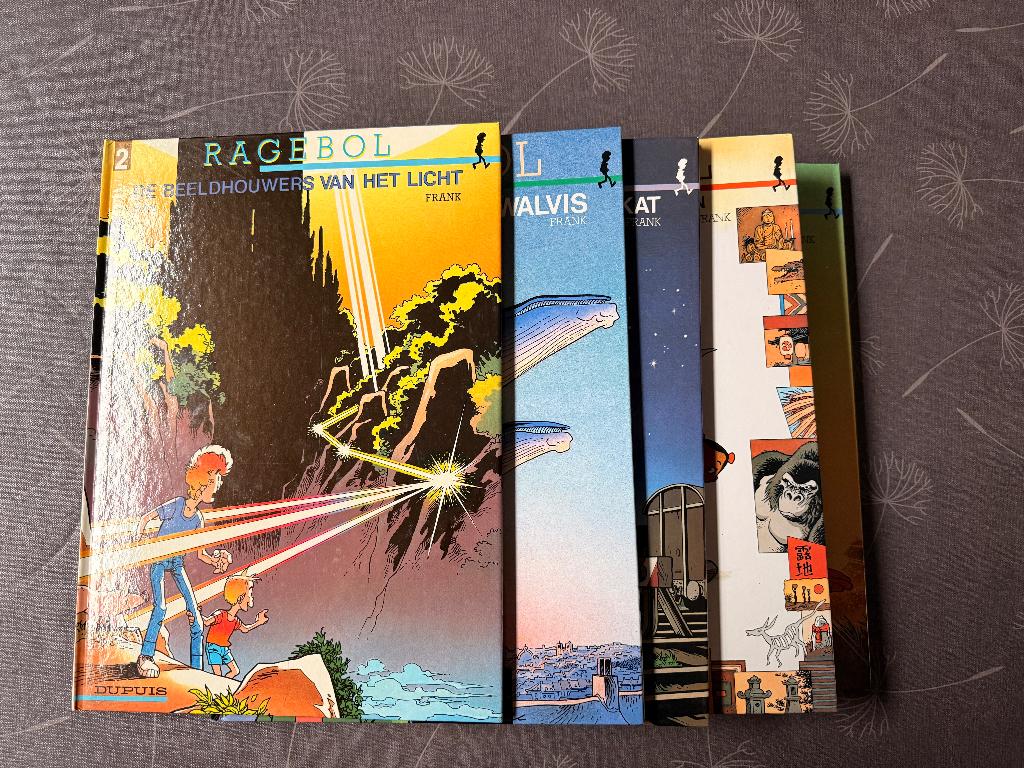 Ragebol nr 1 tem 5 HC nieuwstaat, Ophalen of Verzenden, Zo goed als nieuw