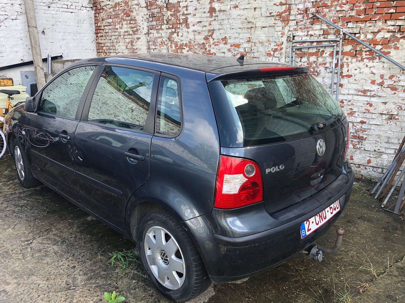 VW Polo 9N 1.2i Benz 12V 190 000 km 11/2004, Autos, Argent ou Gris, Achat, 139 g/km, Boîte manuelle