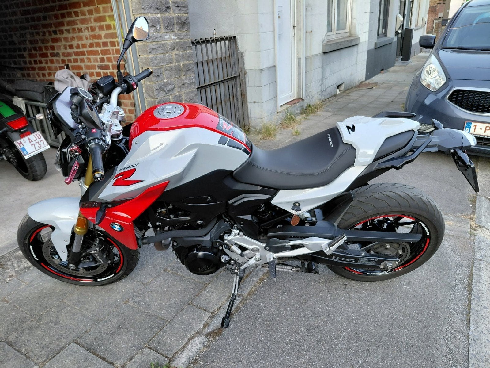 moto bmw F900R, Motos, Particulier