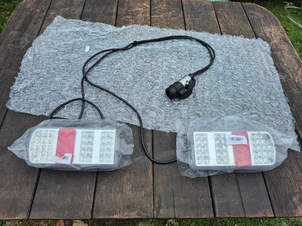 LED Fietsendrager of Towbox Verlichting 7-13polige stekker, Ophalen, Zo goed als nieuw, Fietsendrager-accessoire