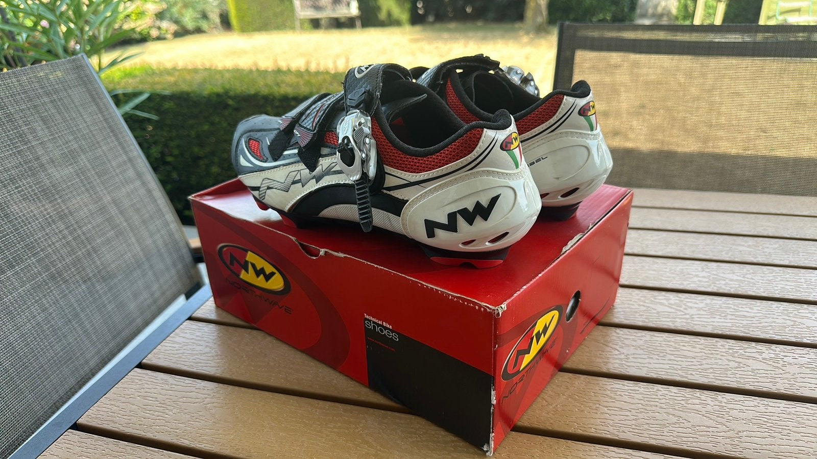 MB schoenen NW zwart wit rood m44, Fietsen en Brommers, Ophalen, Heren, Schoenen, Nieuw
