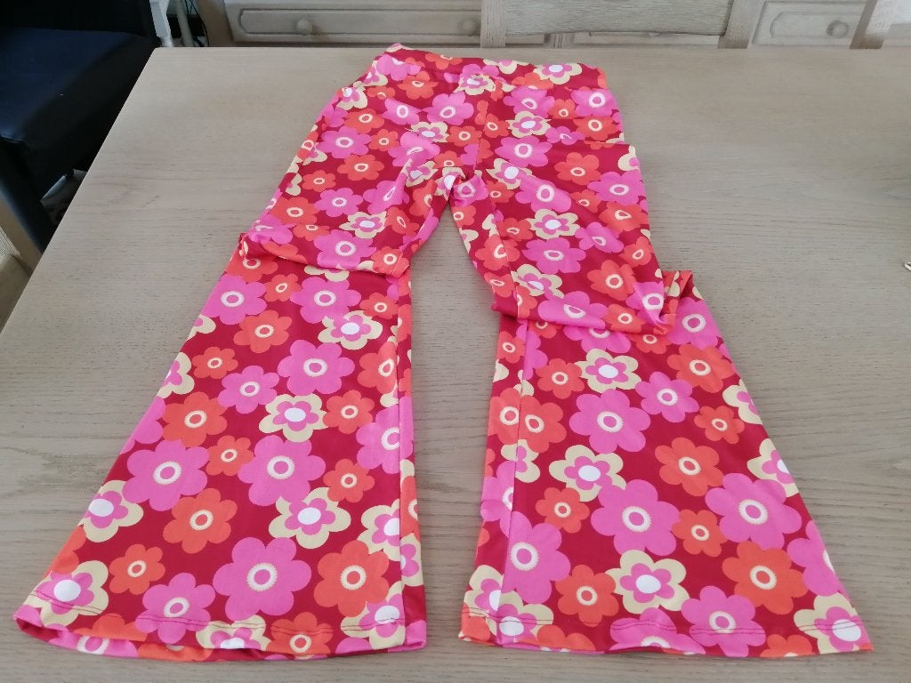 NIEUW gebloemde broek maat S, Overige kleuren, Nieuw, Ophalen of Verzenden, Maat 36 (S)
