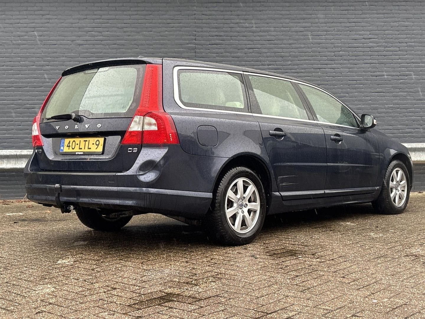 Volvo V70 2.0 D3 Kinetic Automaat | Leder | Climate | Cruise, Autos, Volvo, Achat, Entreprise, V70, 159 g/km