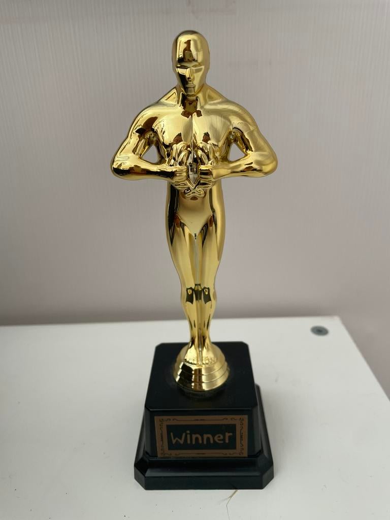 Trophée « Oscar » du « gagnant », Enlèvement ou Envoi