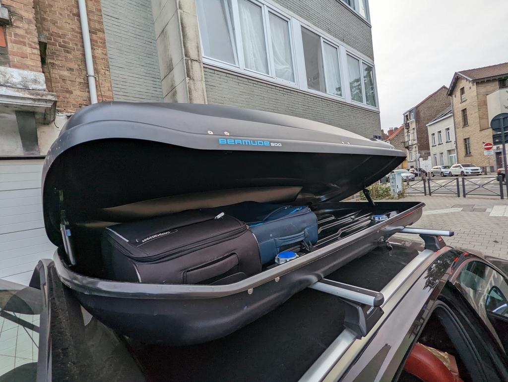Location - Barres & Coffre de toit 524L pour Volvo XC40., Autos : Divers, Coffres de toit, Enlèvement, Comme neuf