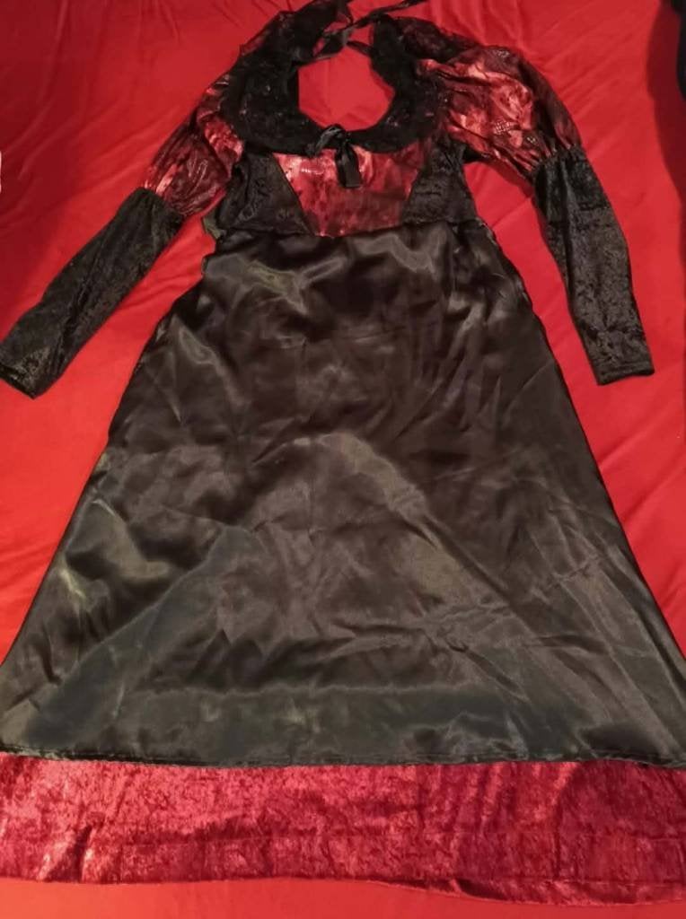 zwart rode verkleedjurk voor halloween, Ophalen of Verzenden, Maat 42/44 (L)