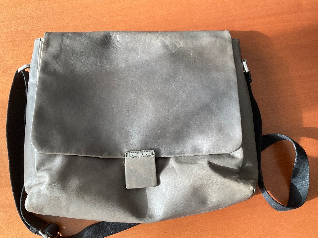 Sac bandoulière le tanneur, Autres marques, Enlèvement ou Envoi, Utilisé, Gris