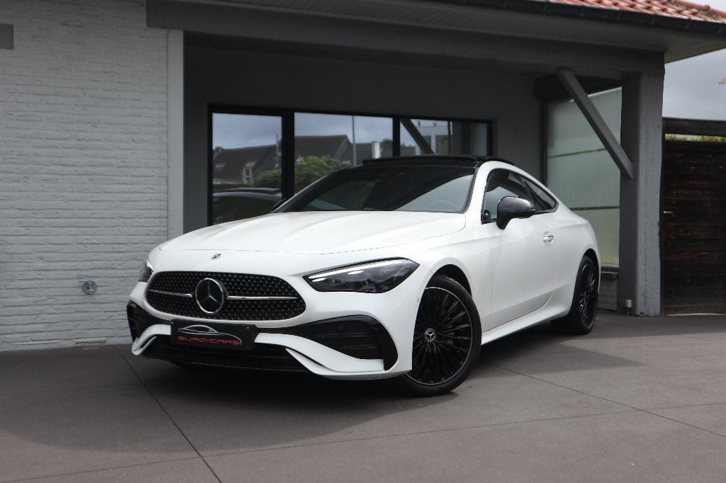CLE 300 E-Hybride/AMG/ HEADUP/PANODAK/CAMERA/DISTRONIC/TOP!!, Autos, Cuir et Alcantara, Achat, Euro 6, Entretenue par le concessionnaire