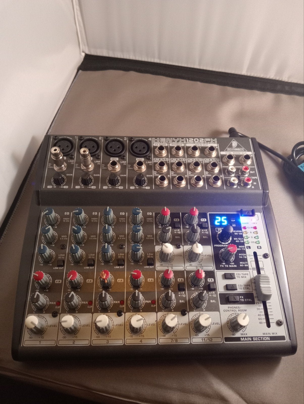 BEHRINGER XENYX 1202 FX NIEUWSTAAT. mengpaneel compact, Audio, Tv en Foto, Ophalen of Verzenden, Zo goed als nieuw, Audio