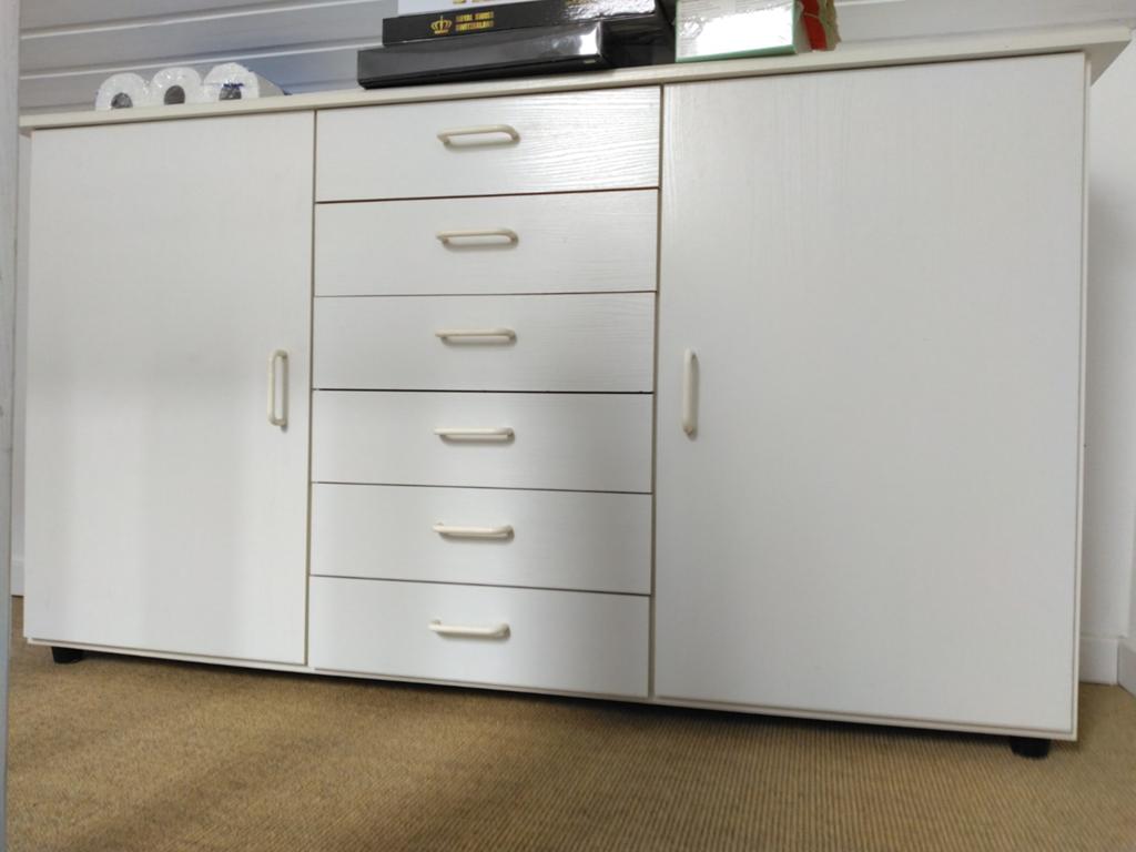 Dressoir kast, Huis en Inrichting, Kasten | Dressoirs, Ophalen, Gebruikt, Met deur(en), 150 tot 200 cm
