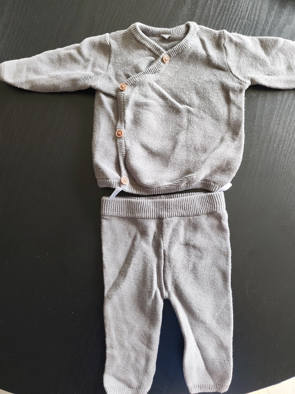 Trui en broek setje maat 56, Enfants & Bébés, Vêtements de bébé | Taille 56, Enlèvement, Ensemble