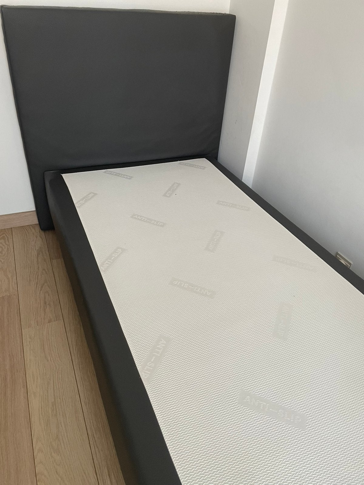 Boxspring met matras, Huis en Inrichting, Ophalen, Gebruikt, 90 cm, Eenpersoons