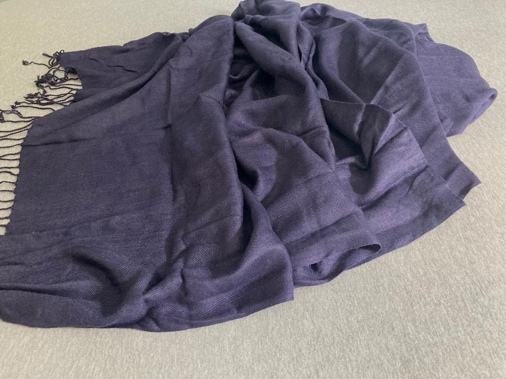 Sjaal, Kleding | Dames, Mutsen, Sjaals en Handschoenen, Ophalen, Zara, Maat 42/44 (L), Nieuw