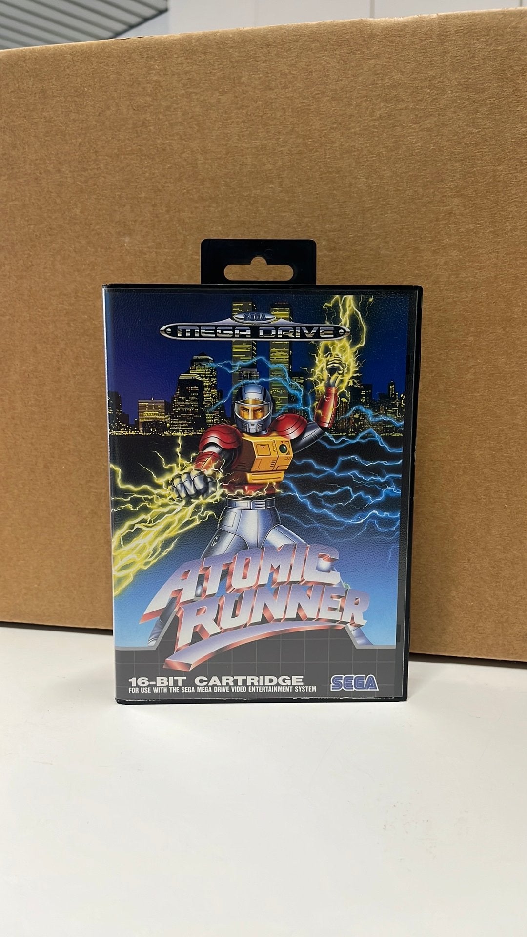 Sega Mega Drive - Atomic Runner, Games en Spelcomputers, Ophalen of Verzenden, Zo goed als nieuw, Mega Drive