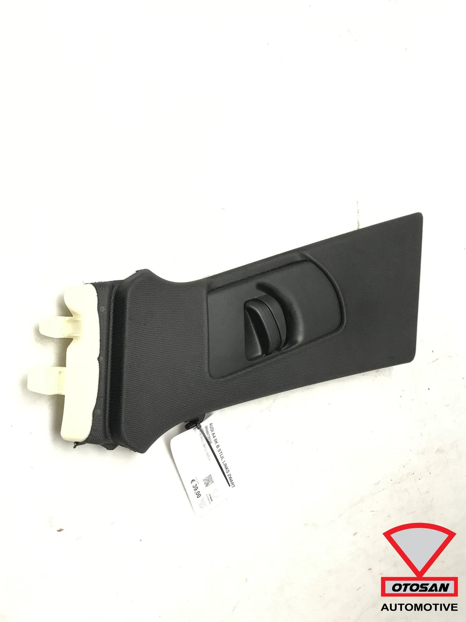 Audi A4 8K Headliner B Pilier Gauche Noir 8K0867293A, AUDI AG, Auto-Union-Strasse 1
85045  Ingolstadt, DE, Audi, Utilisé