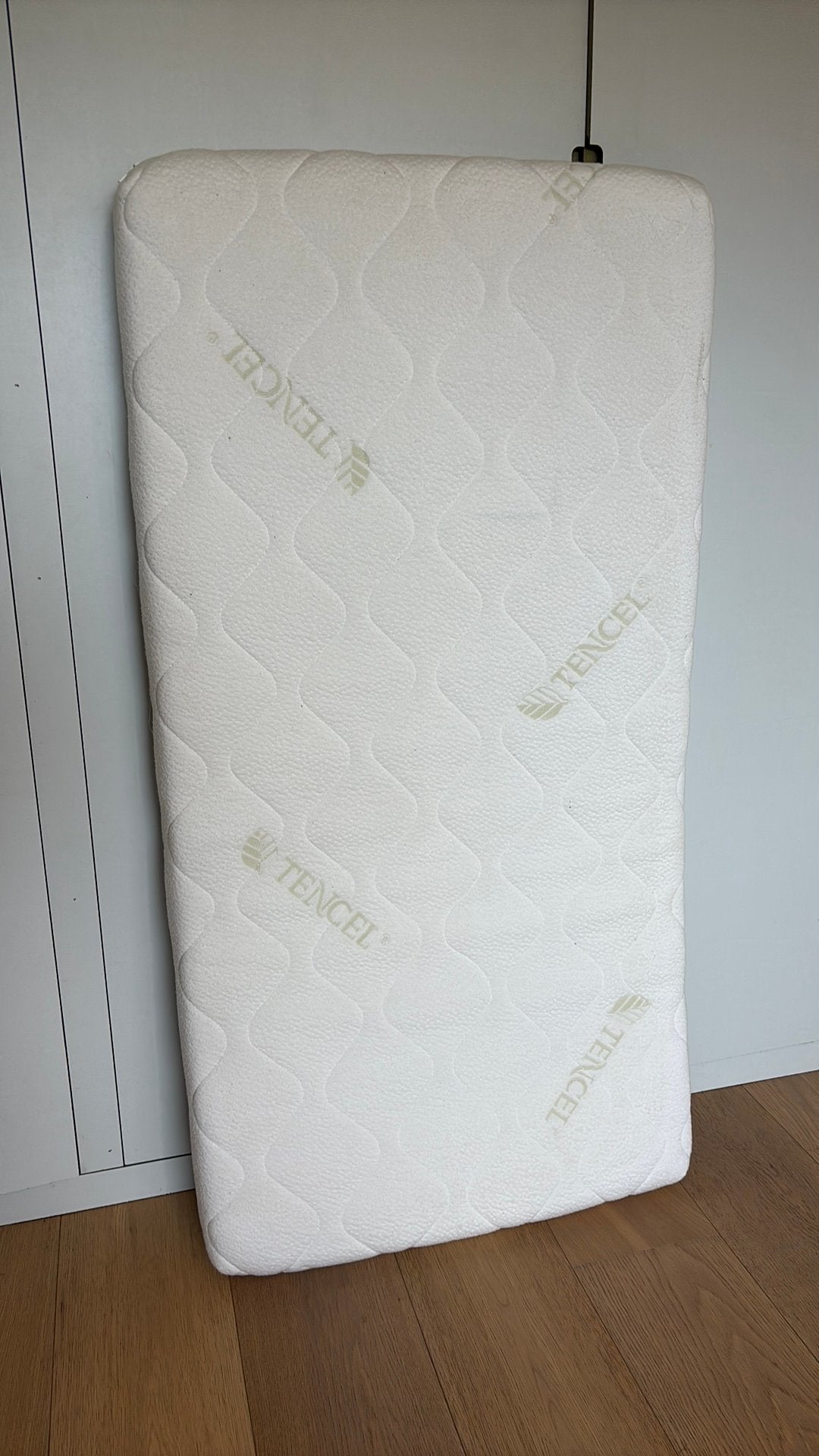 Tencel matras baby 120 x 60xm, Kinderen en Baby's, Ophalen, Zo goed als nieuw