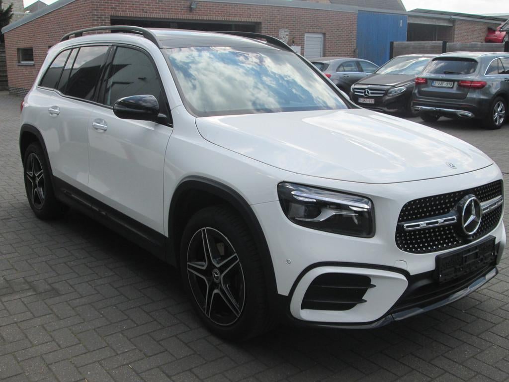 Mercedes-Benz GLB 200 AMG PANO NACHTPACK KEYLESS GO, Auto's, Gebruikt, 4 cilinders, Alcantara, Wit