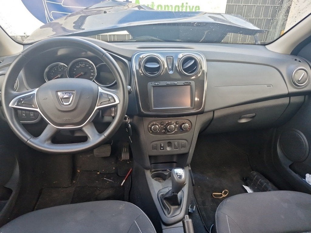 RADIO Dacia Sandero II (01-2012/12-2018), Dacia, Gebruikt, Renault Deutschland AG, Peter-Huppertz-Straße 5
51063  Köln, DE