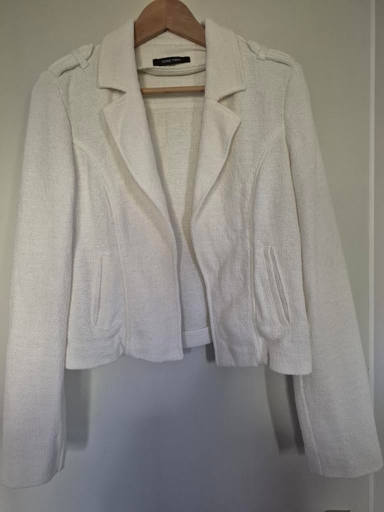 Zomer jasje., Enlèvement, Manteau