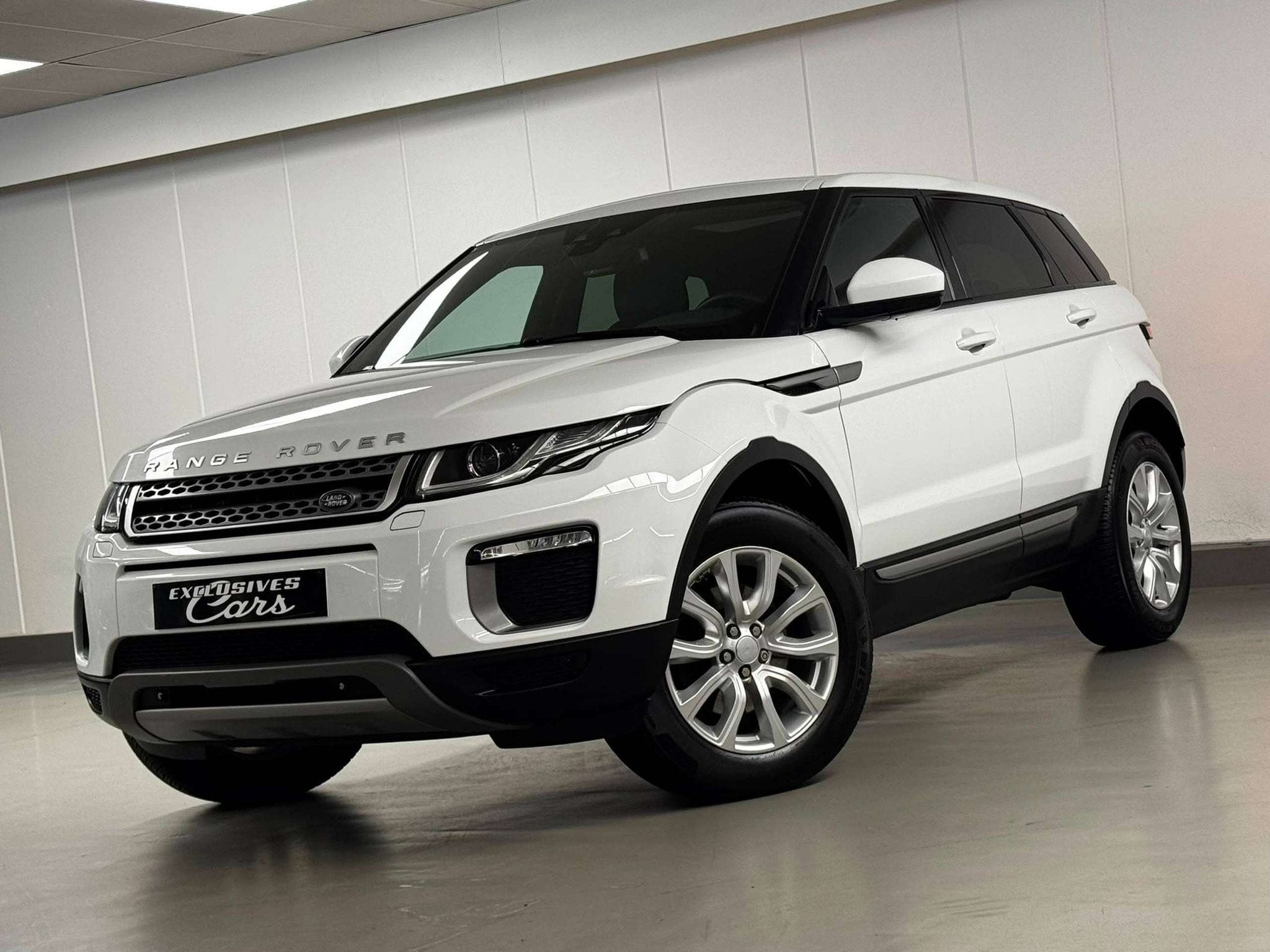 Land Rover Range Rover Evoque 2.0 eD4 4WD 150CV PANO CUIR GP, Cuir, Achat, Entreprise, https://public.car-pass.be/vhr/eba3f8a2-3ba1-4d23-8c4b-43be84b2d6b1