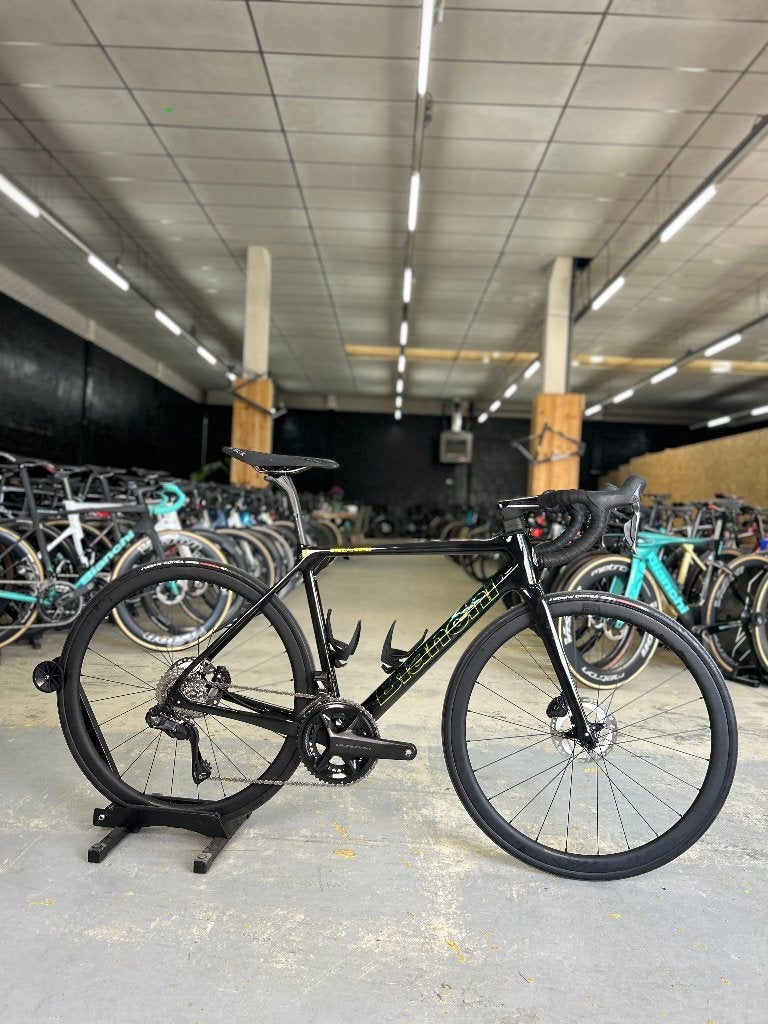 Bianchi Specialissima Di2 Carbon Racefiets, Ophalen, Zo goed als nieuw