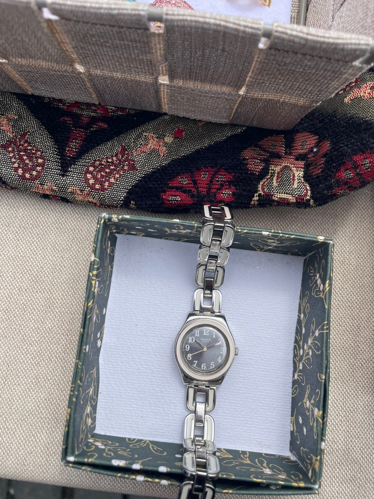 Ensemble Complet Pour Marché: Tables, Présentoirs & Bijoux!, Divers, Enlèvement, Comme neuf