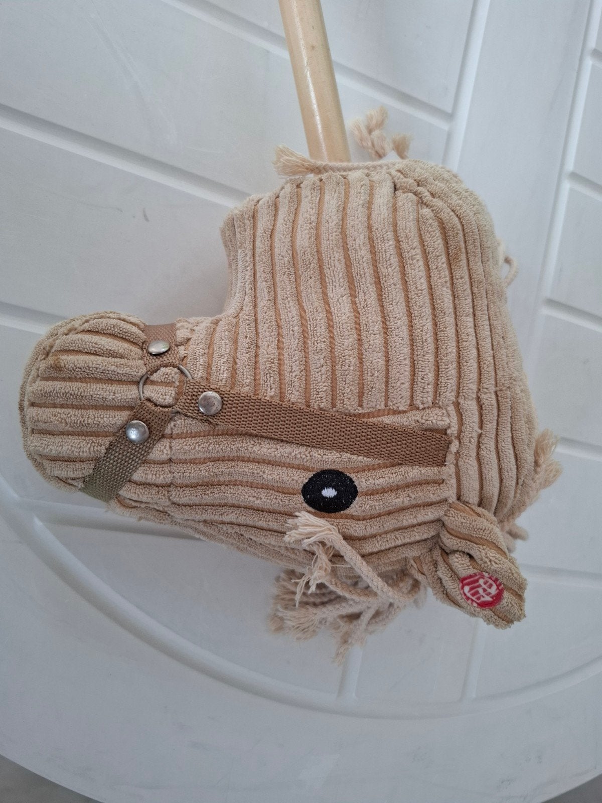 Stokpaardje, Enlèvement, Comme neuf, Beige