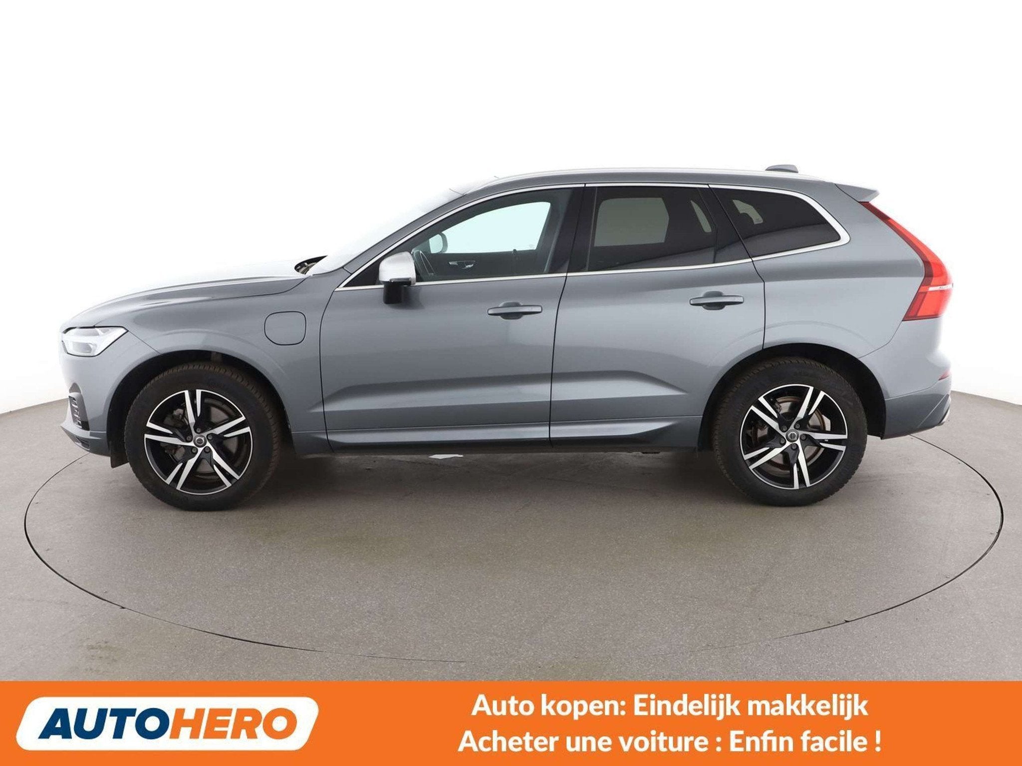 Volvo XC60 2.0 T8 Plug-in Hybrid R-Design AWD (bj 2018), Auto's, Volvo, Automaat, Gebruikt, 1969 cc, 408 pk