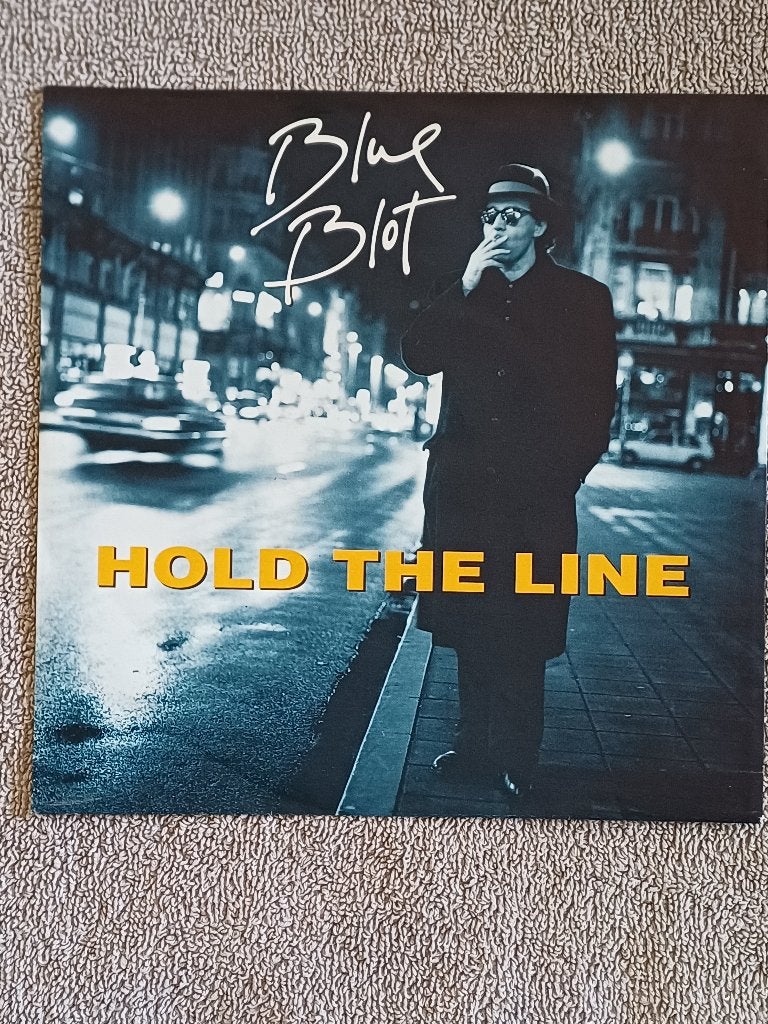 Blue Blot – Hold The Line   1992  MINT, 7 inch, Ophalen of Verzenden, Zo goed als nieuw, Pop