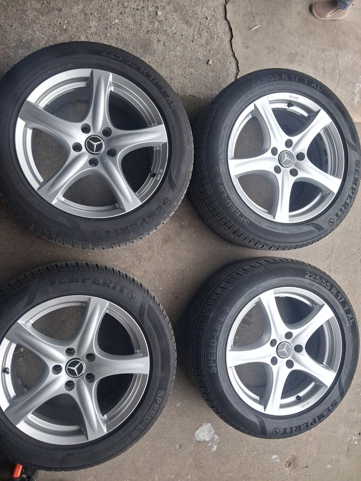 jante mercedes vito 17 pouces, Pneus et Jantes, Enlèvement ou Envoi, Pneus été, Véhicule utilitaire