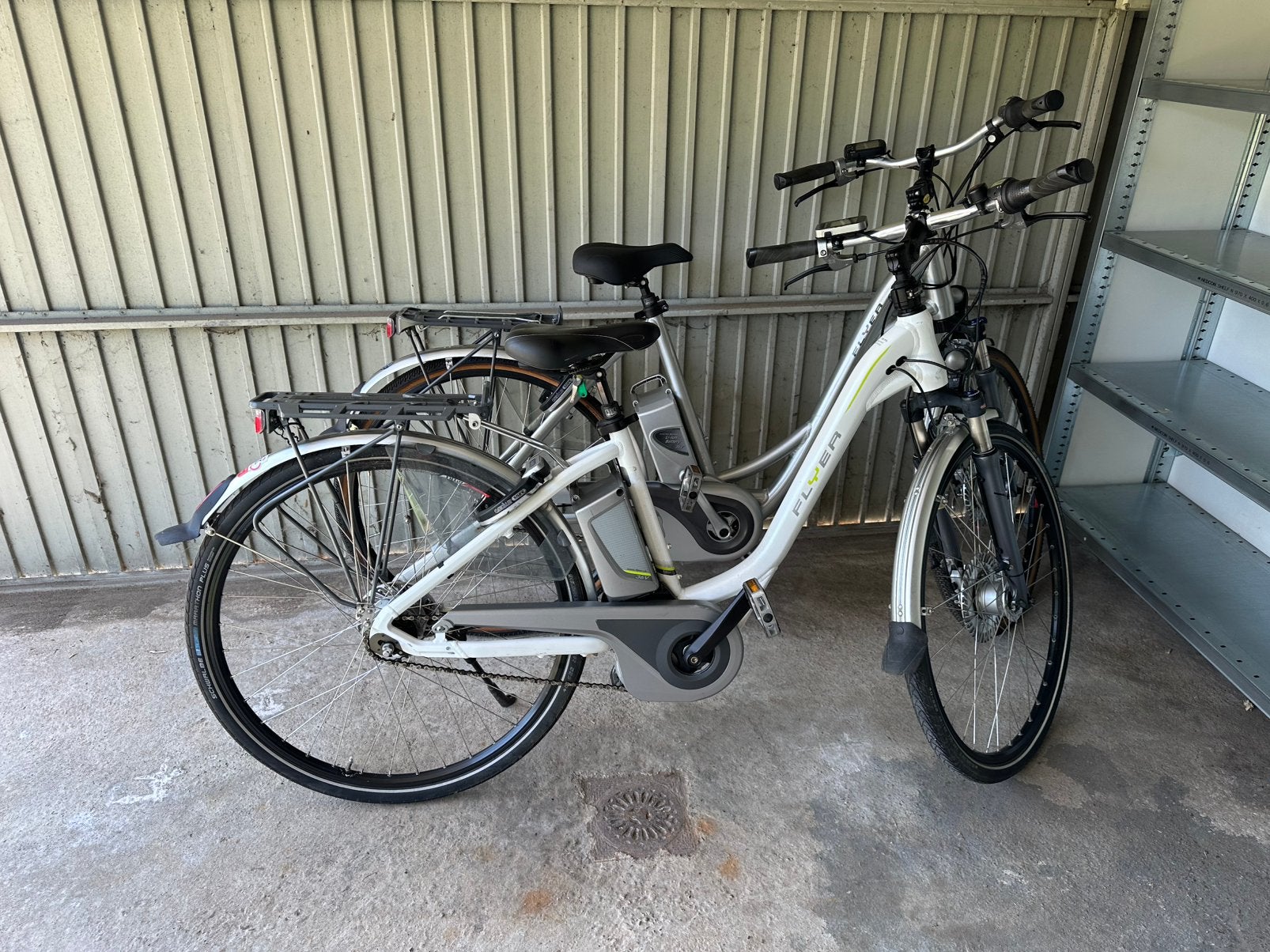 Twee elektrische fietsen, Ophalen, Zo goed als nieuw