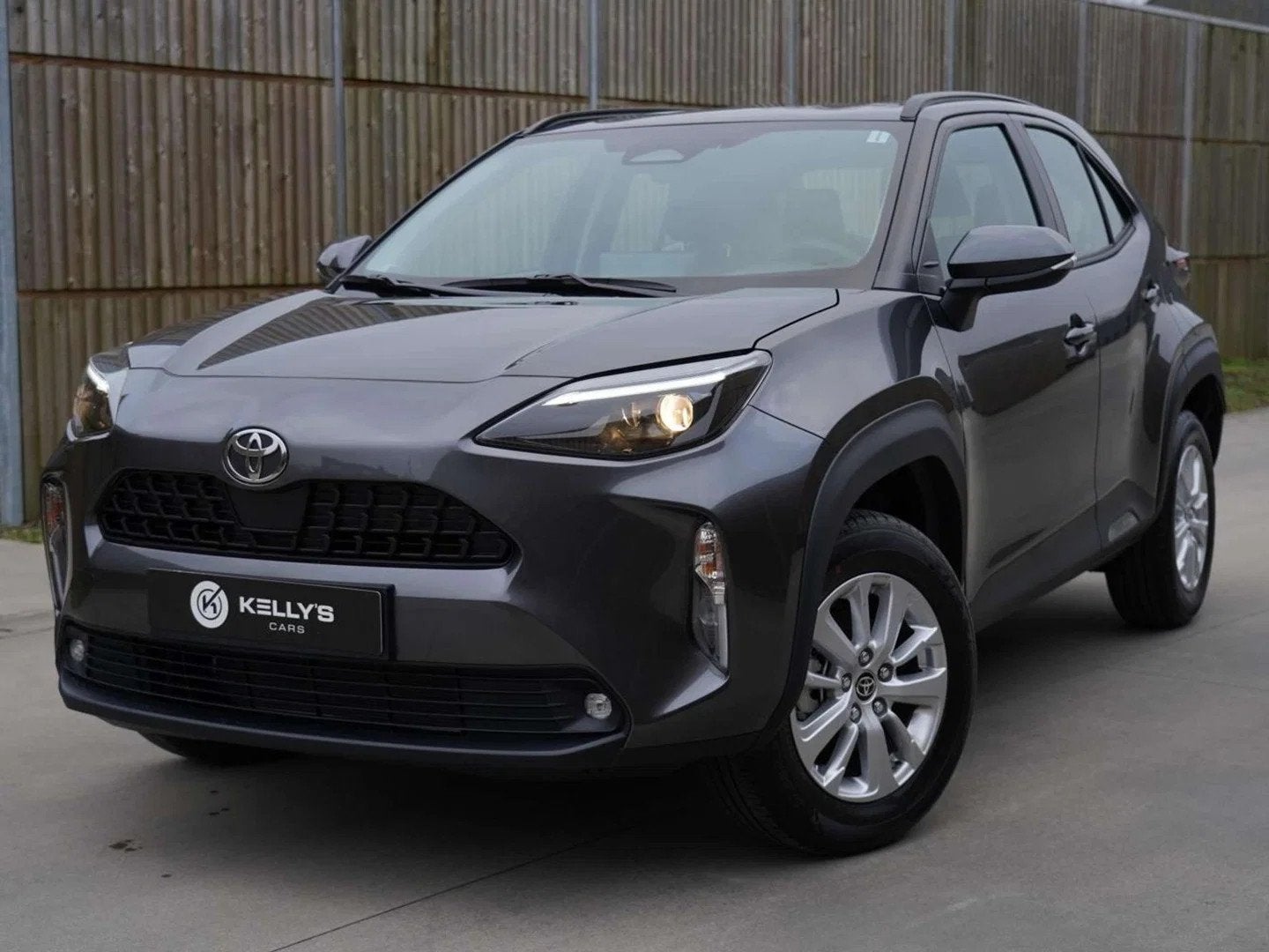 Toyota Yaris Cross Yaris Cross Hybrid 116 1.5 VVT-i Comfort, Autos, Argent ou Gris, Entreprise, https://public.car-pass.be/vhr/944eb572-5ac2-4201-972d-7c14ea036c21
