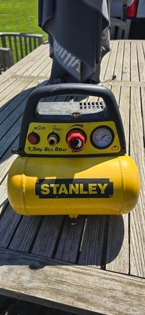 Compressor stanley, Doe-het-zelf en Bouw, Compressors, Ophalen