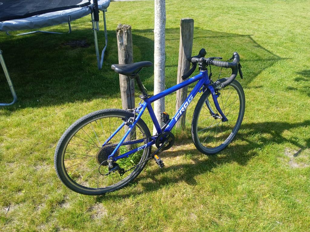 Koers / crossfiets 24 inch  1 paar koers banden extra, Enlèvement