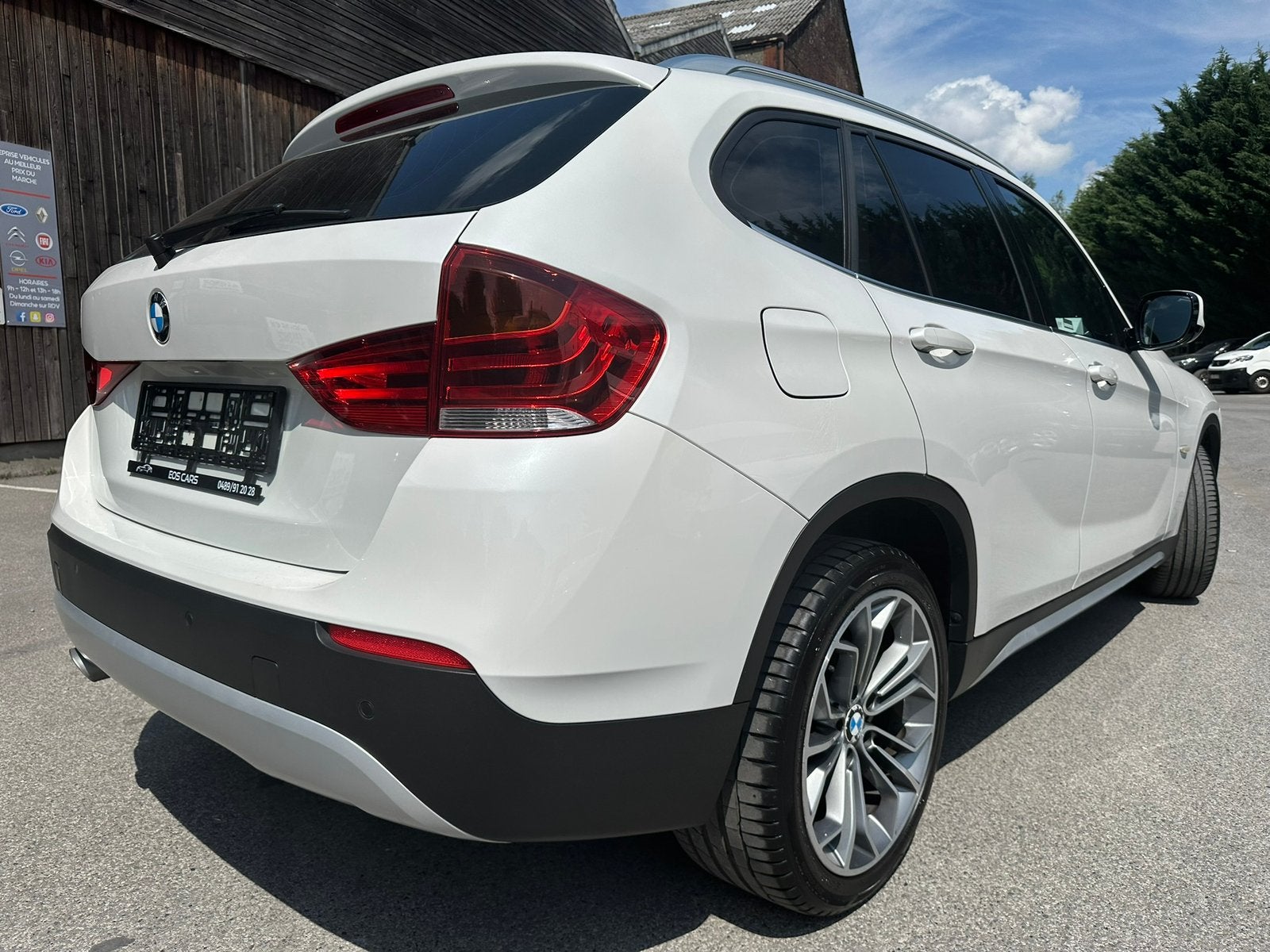 BMW X1 XLINE PANO CUIRE GPS JA18 ETAT N1 GARANTIE 12 MOIS, Autos, Euro 5, Entreprise, Boîte manuelle, Entretenue par le concessionnaire