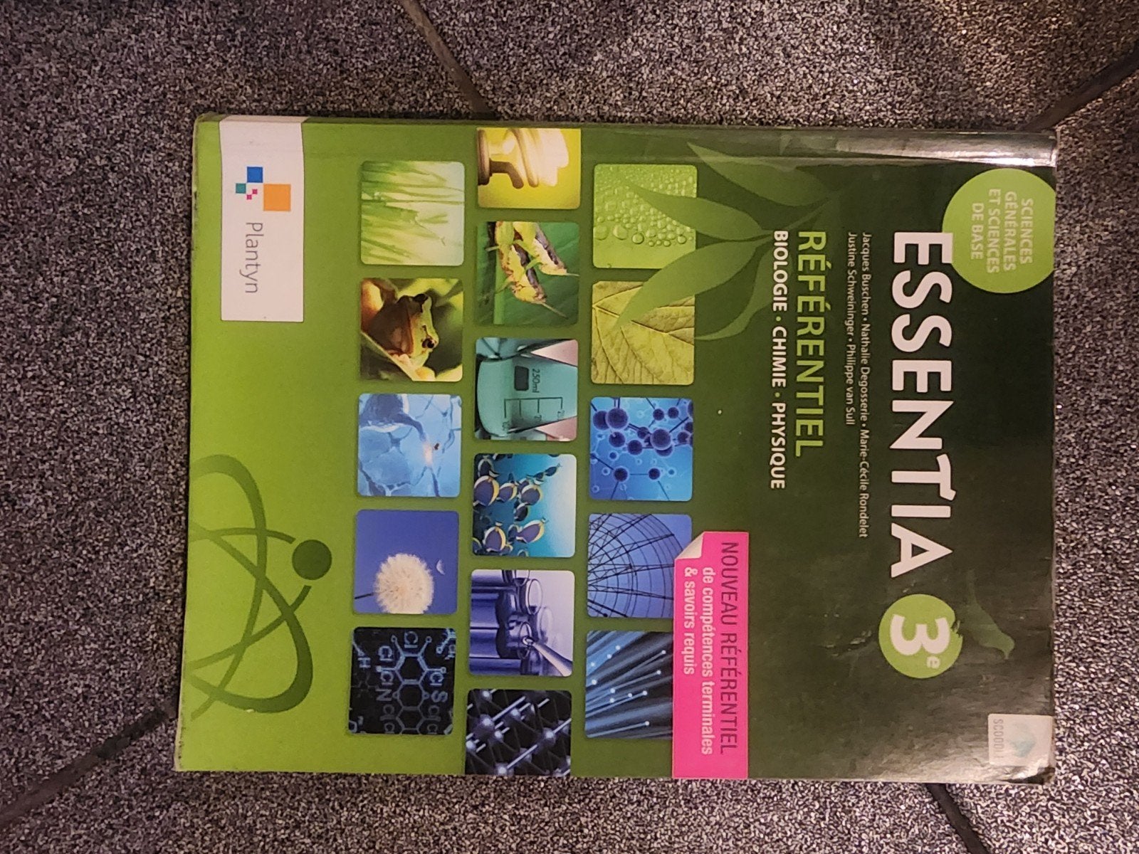essentia 3, Livres, Enlèvement