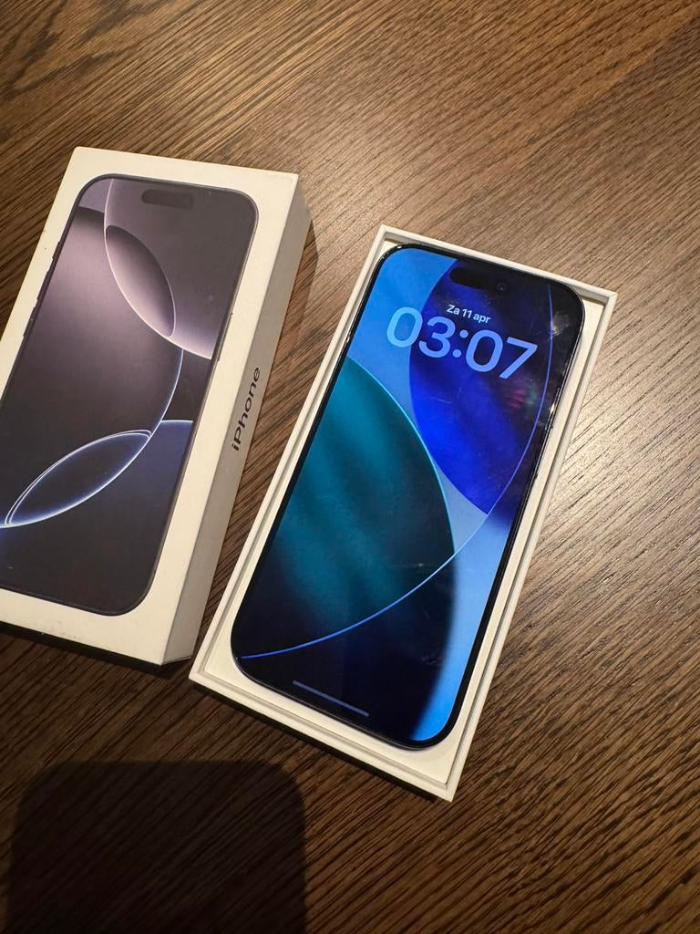 Apple iPhone 16 Pro - Black edition - 128GB - Spotprijs!, Telecommunicatie, Mobiele telefoons | Apple iPhone, Ophalen of Verzenden