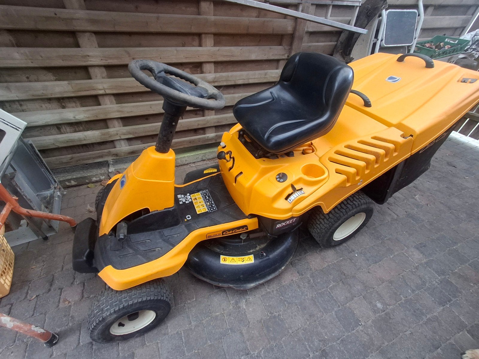 zitmaaier te koop, Ophalen, Zo goed als nieuw, Stiga, Elektrische starter