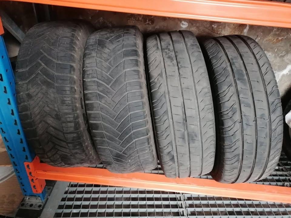 Set Roues complètes 235 65 16c Mercedes Sprinter, Auto-onderdelen, Ophalen, 16 inch, Banden en Velgen, 235 mm
