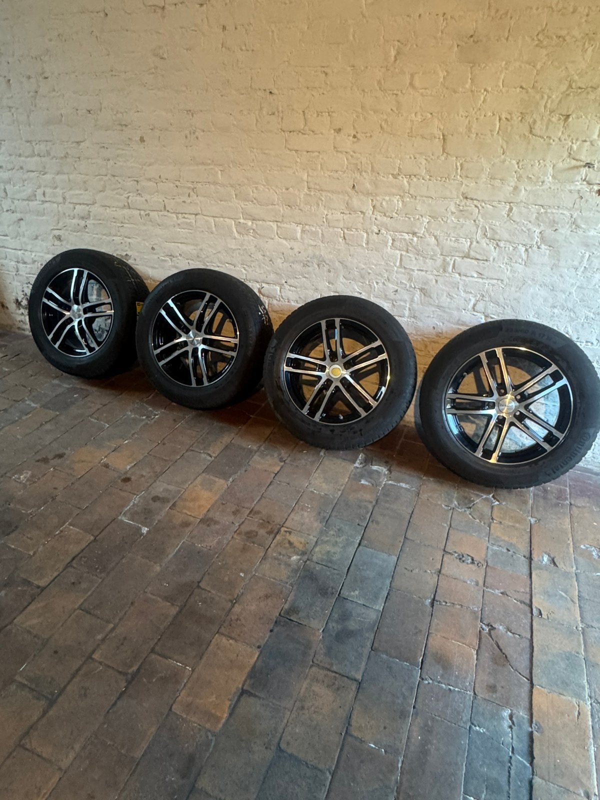 4 jantes Mercedes vito de marque DEZENT en 5x112, 7½X17, Autos : Pièces & Accessoires, Neuf, Pneus et Jantes, 4 Saisons, 17 pouces