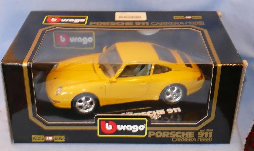 Stockverkoop Bburago 1/18 : Porsche 911 Carrera van 1993, Hobby en Vrije tijd, Modelauto's | 1:18, Verzenden, Nieuw, Auto, Burago