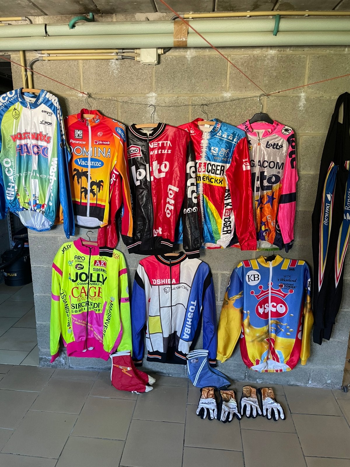 Veel oude Collector wielershirts, Fietsen en Brommers, Fietsaccessoires | Fietskleding, Ophalen of Verzenden, Gebruikt, S