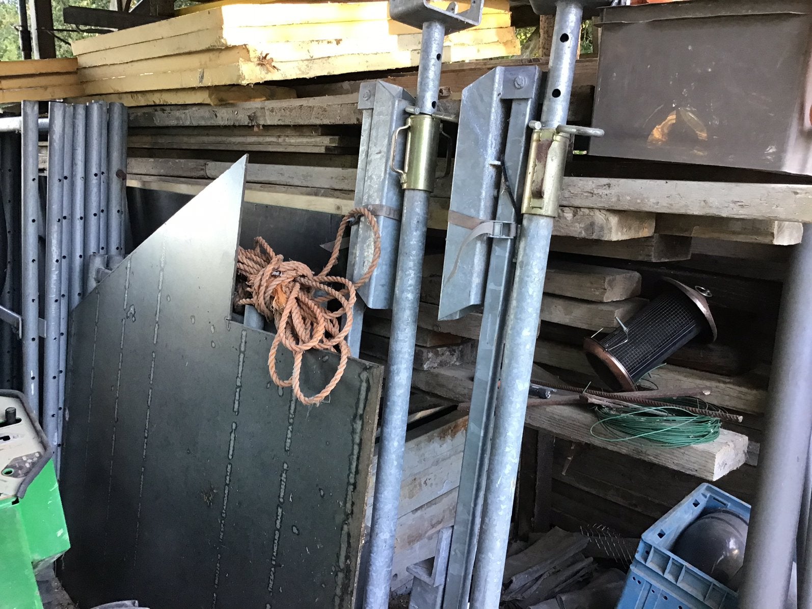 Diverse materialen, Enlèvement, Utilisé
