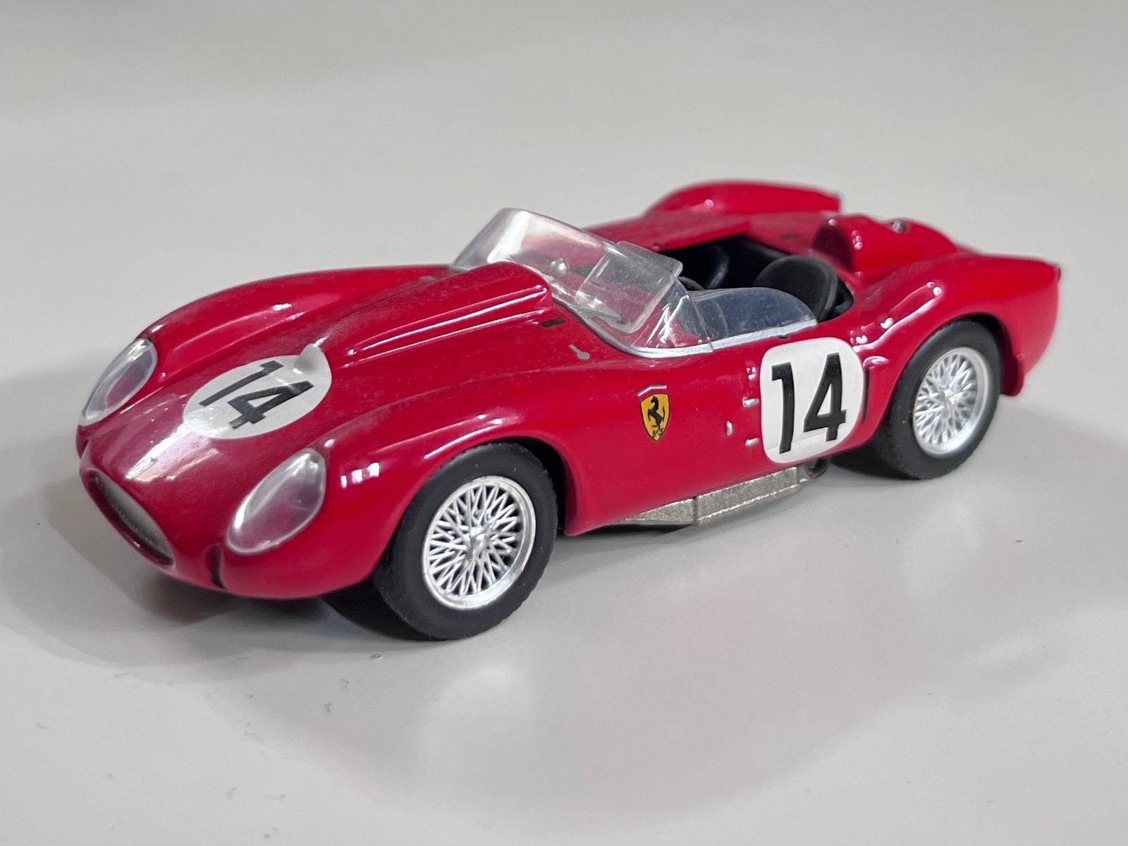 1/43 Ferrari 250 TR vainqueur des 24H Mans 1958, Ophalen, Gebruikt, Auto